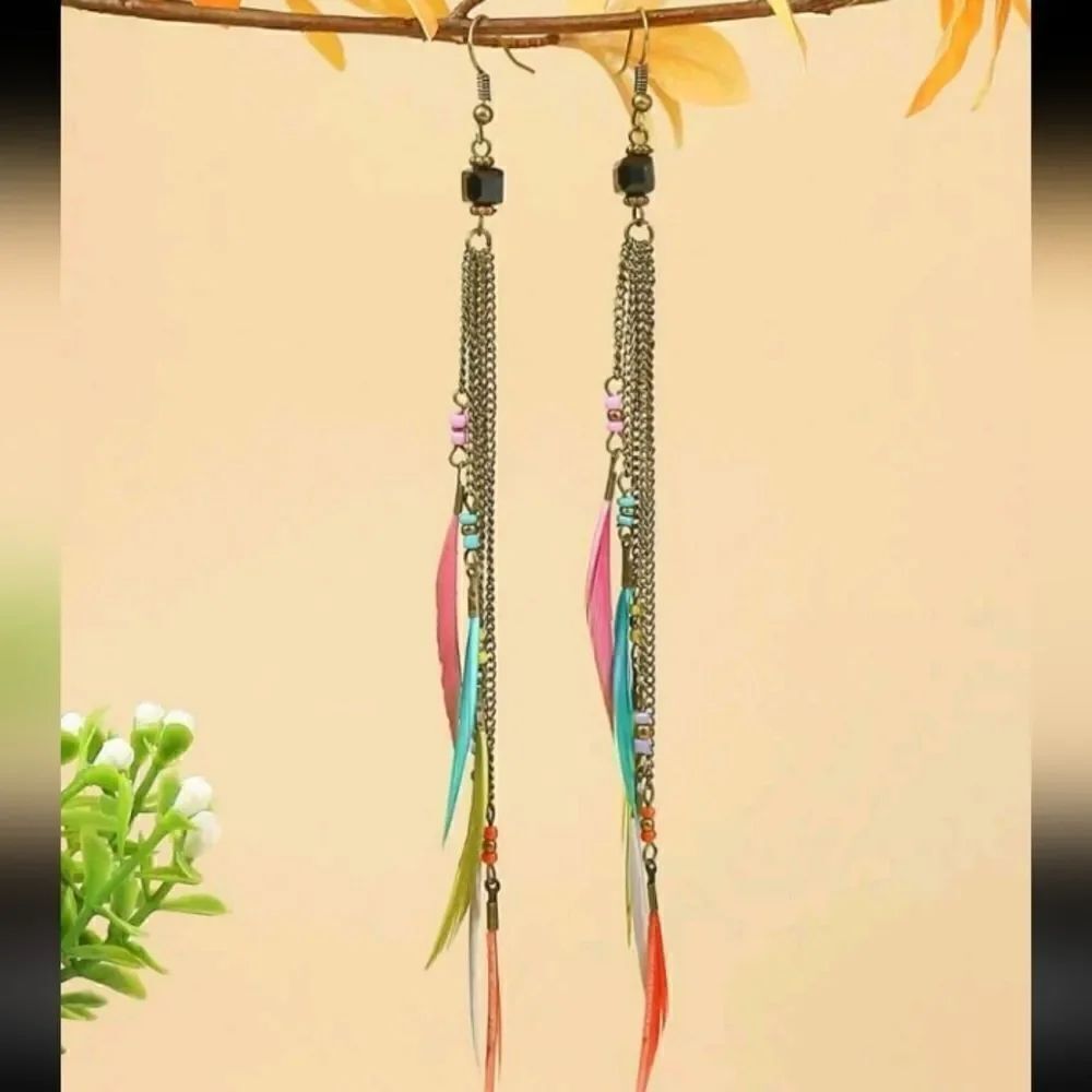 Feather Decor Chain Tassel Drop Earrings